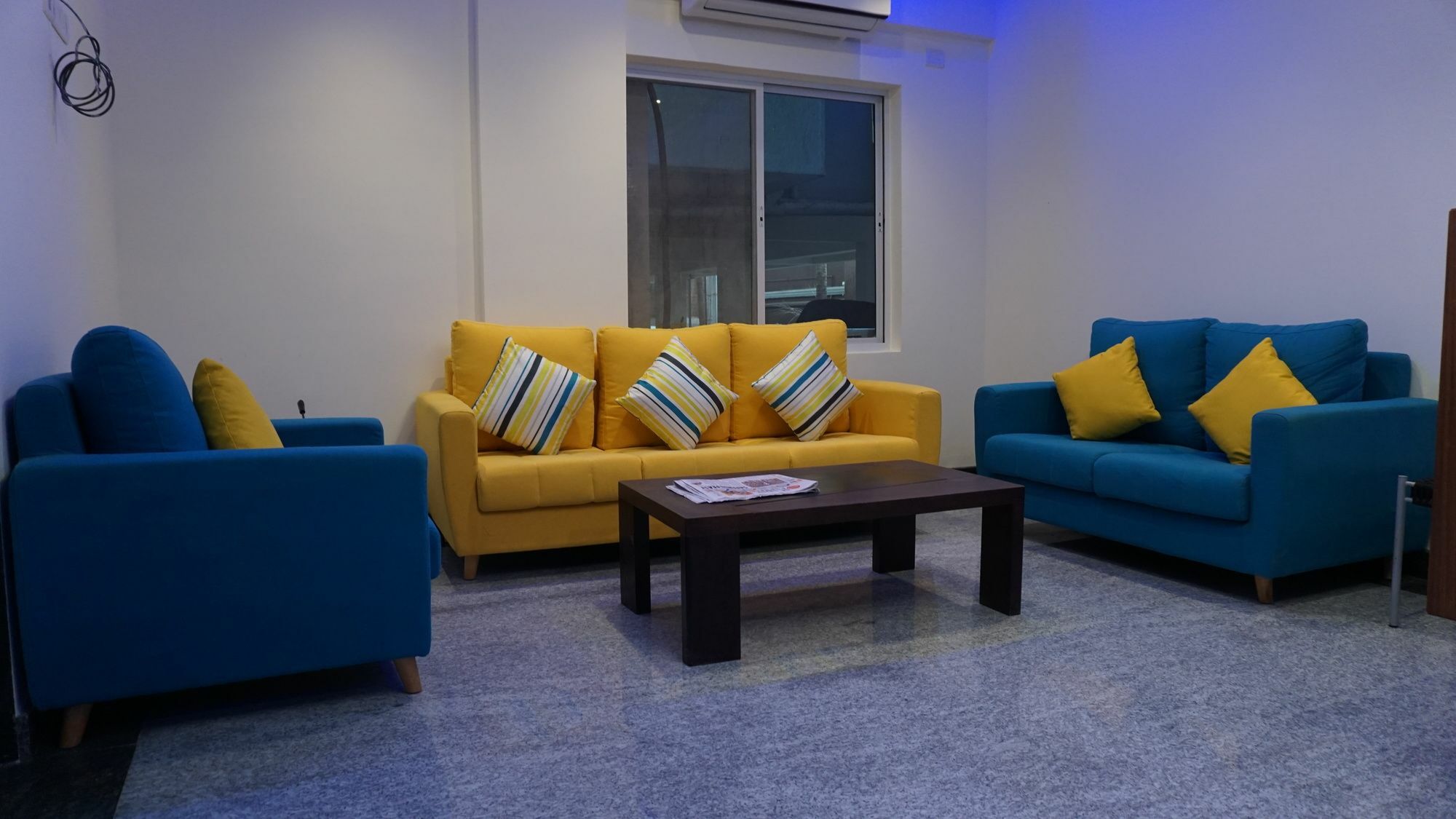 Отель Daffodil Delight - Manyata Tech Park Бангалор Экстерьер фото